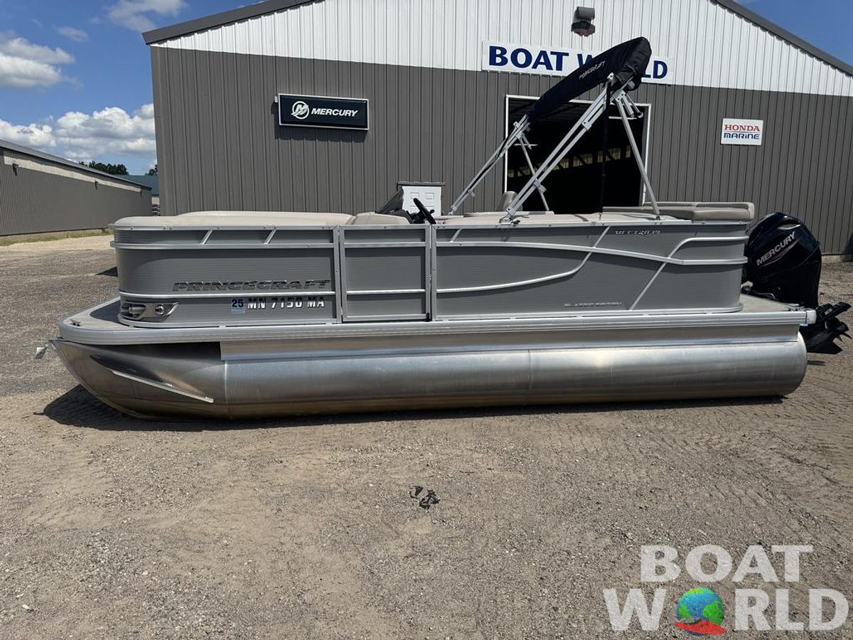 Used 2020 Princecraft Vectra 19 Pontoon