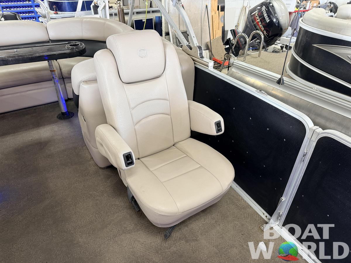Used 2012 Premier 250 Intrigue & 140HP Suzuki 4Stroke -$21,995