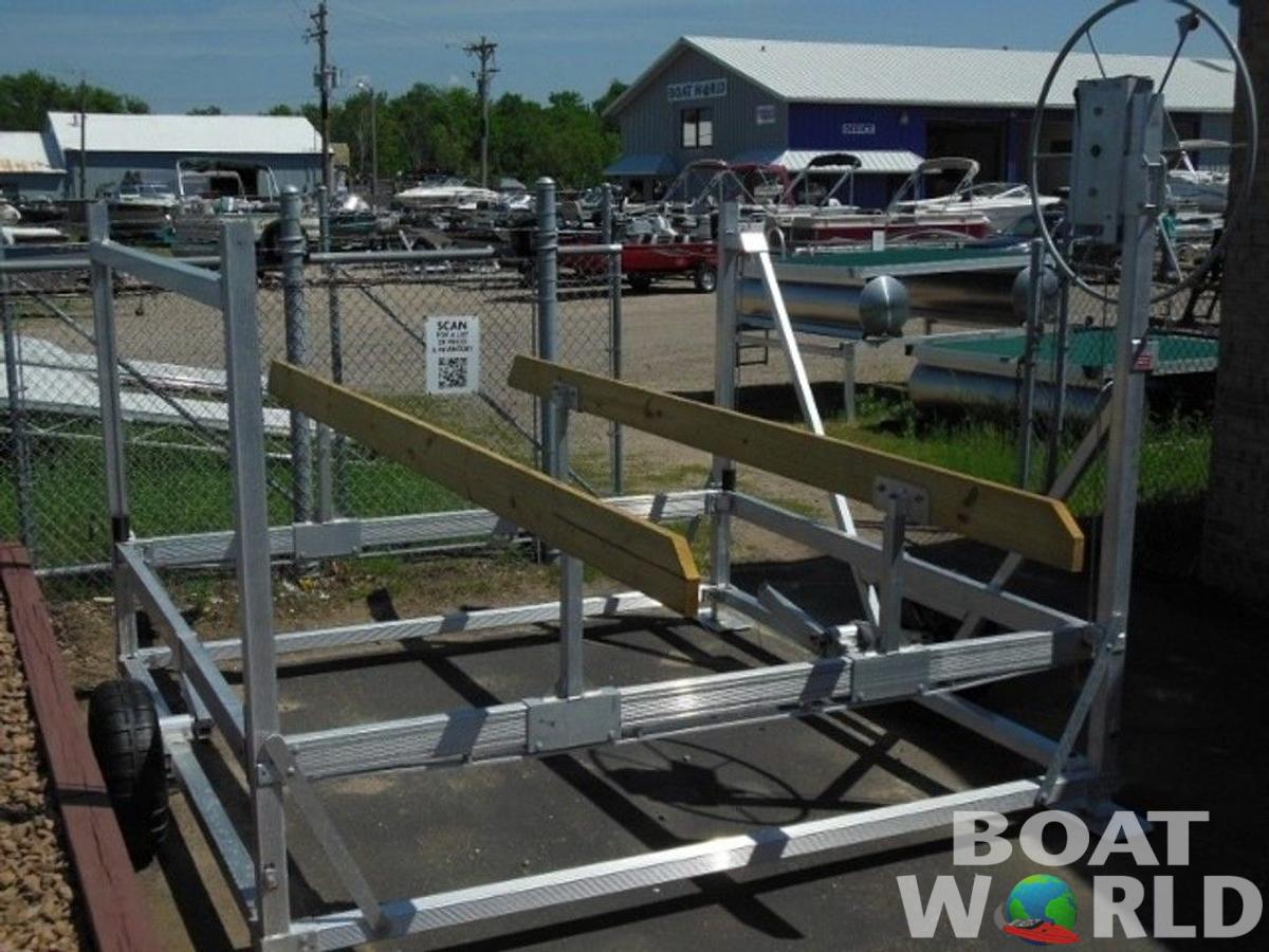 3000# Pontoon & Boat Lift 113" wide * NEW*