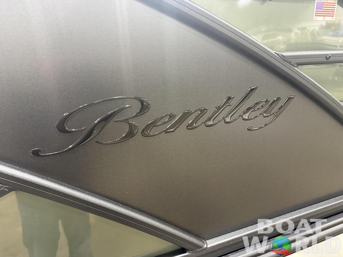 2026 Bentley Pontoons Elite 223 Swingback Tritoon & 200HP 