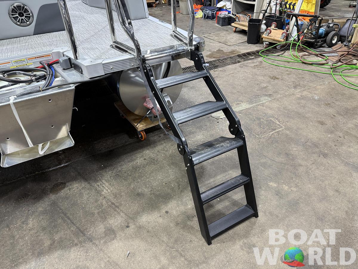 2026 Tahoe Pontoons LTZ 2385 Cruise Rear Bench (CRB)