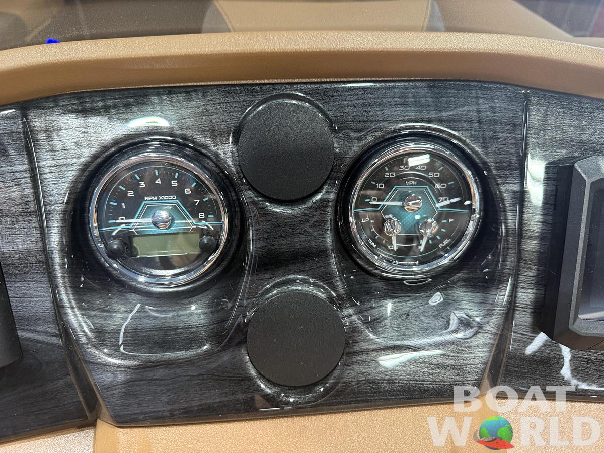 2027 Tahoe LTZ 2585 Elite Cruise Tritoon 300HP $69995