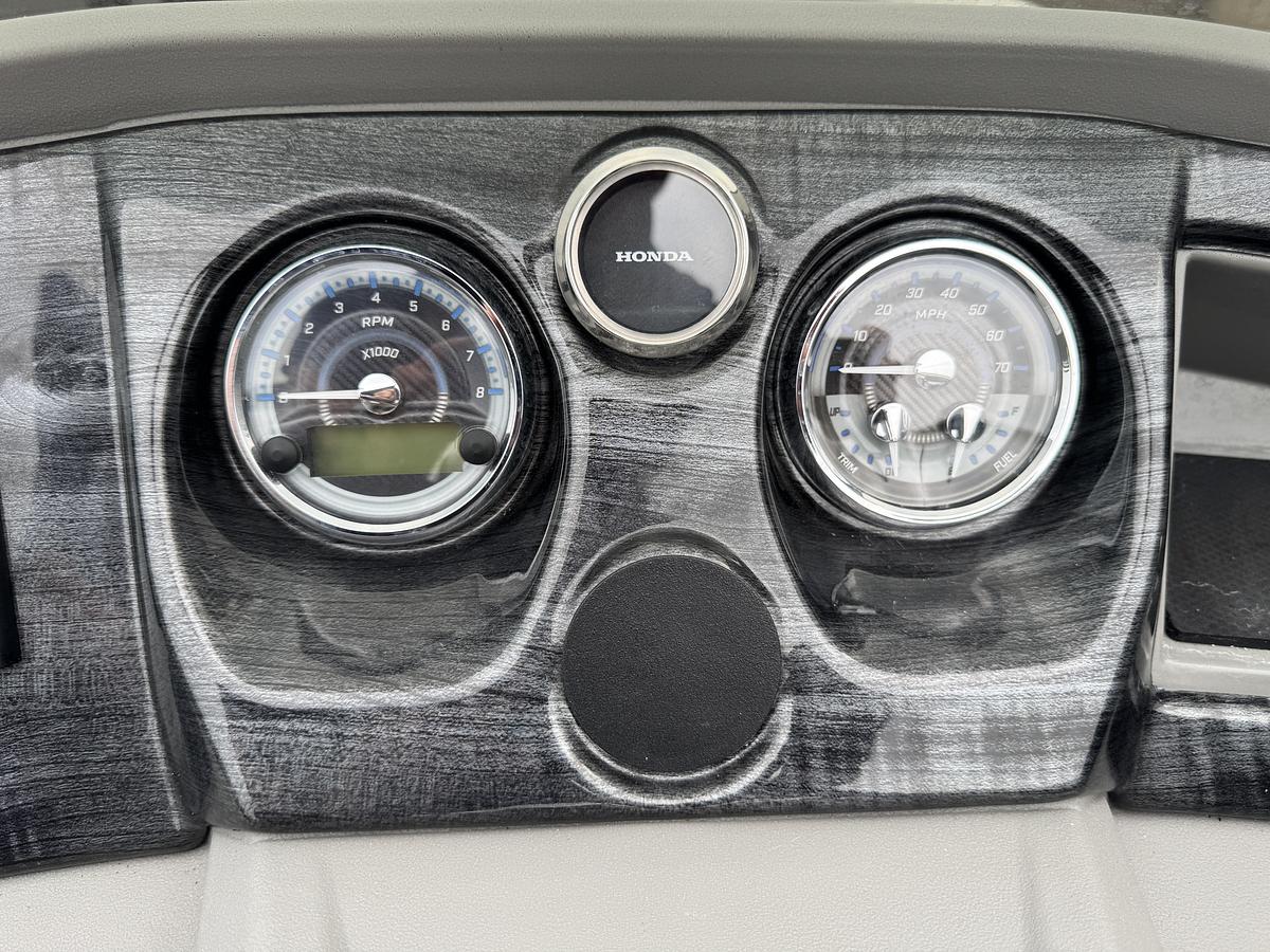 Used 2023 Tahoe Pontoons LTZ 2385 Elite Cruise & Honda 115HP 4-Stroke EFI