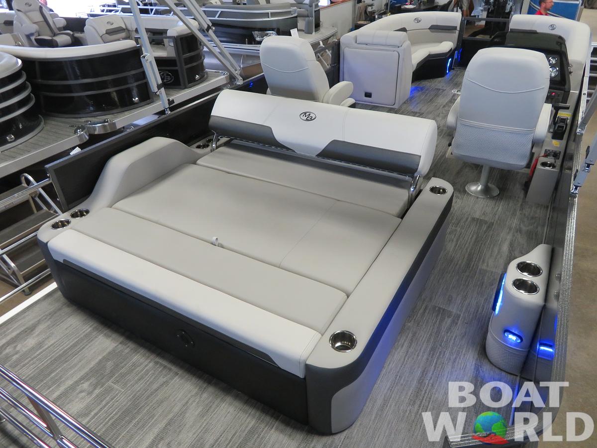 2024 Montego Bay 8524 Swingback Deluxe Pontoon & Honda 4-Stroke EFI