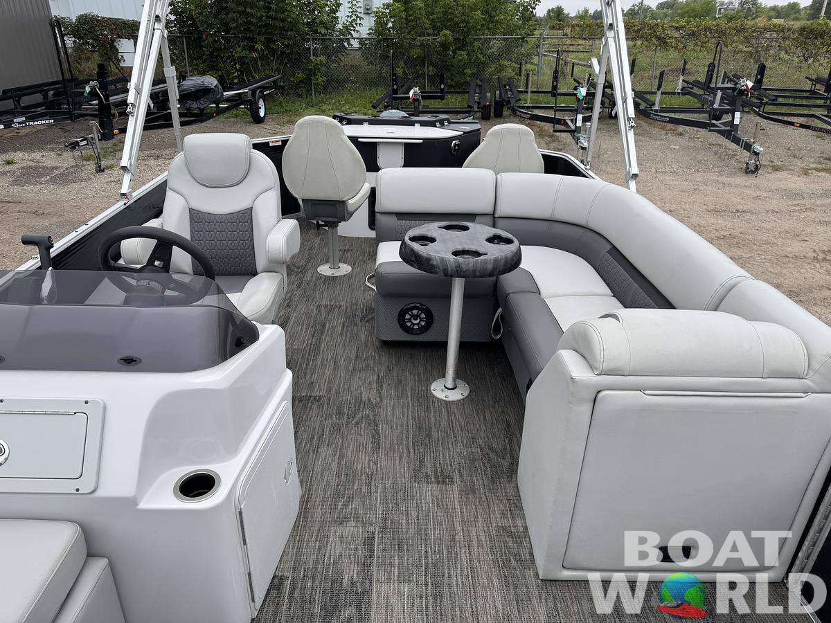 Used 2021 Sweetwater  2086 FX Pontoon