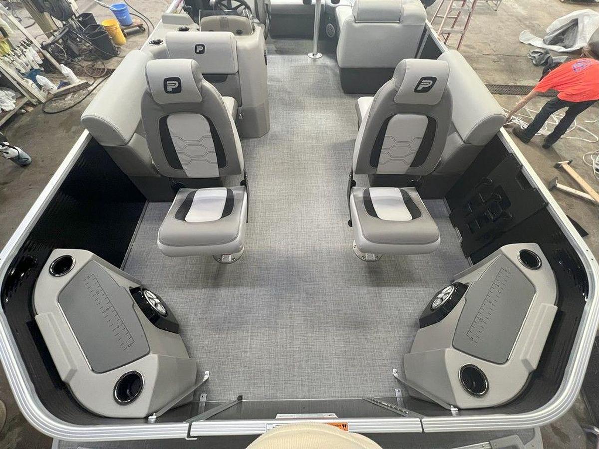 2025 Princecraft 21 Sportfisher 2-S Pontoon & Mercury 4-Stroke EFI