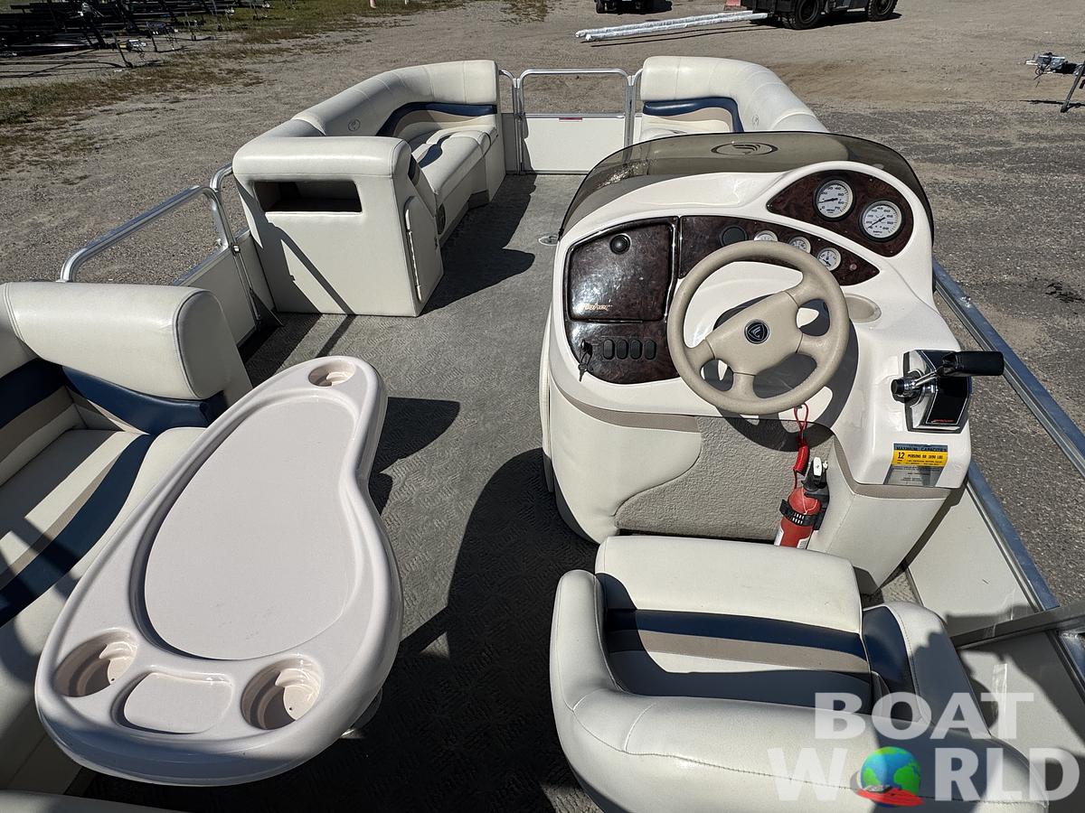 Used 2004 Fisher 220 Freedom Pontoon