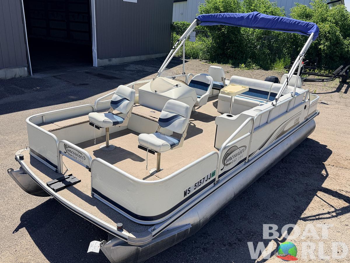 Used 2001 Lowe SunCruiser Trinidad 204 & 50HP Mercury 4Stroke -$11,995