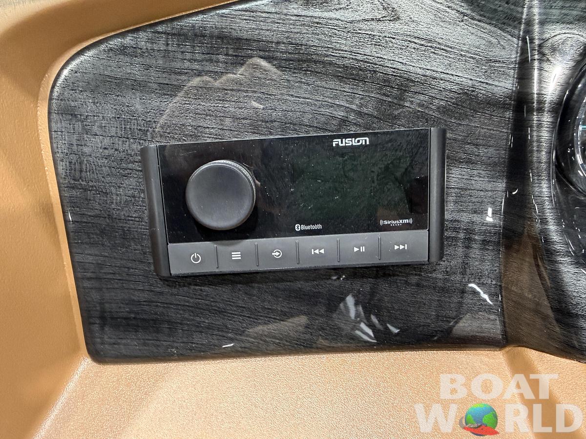 2026 Tahoe Pontoons LTZ 2385 Swingback (VRL) 