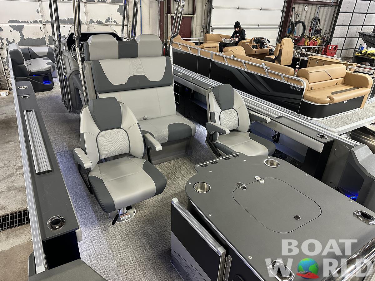 2025 Tahoe Pontoons GEOfish CRF 2585 Tritoon & Honda 4-Stroke EFI