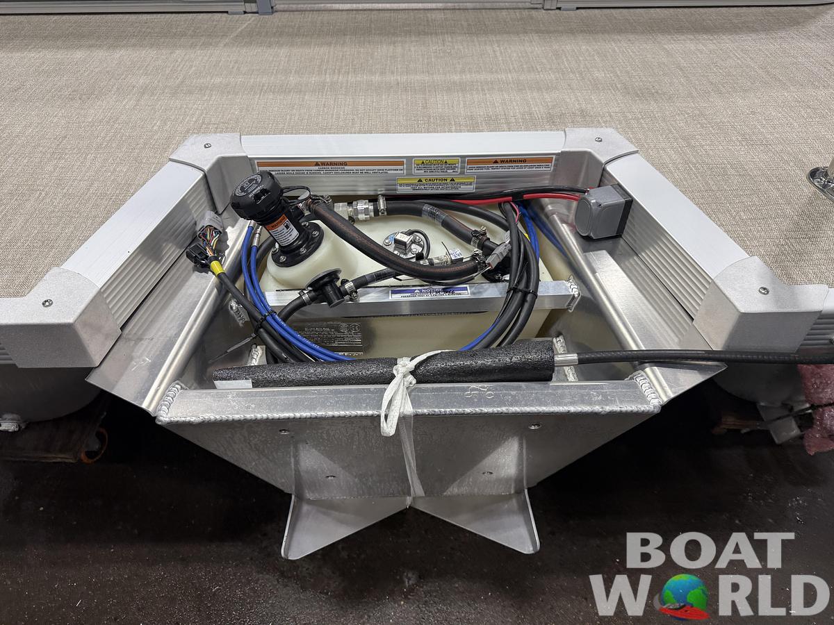 2026 Tahoe Pontoons LTZ 2385 Quad Lounge 