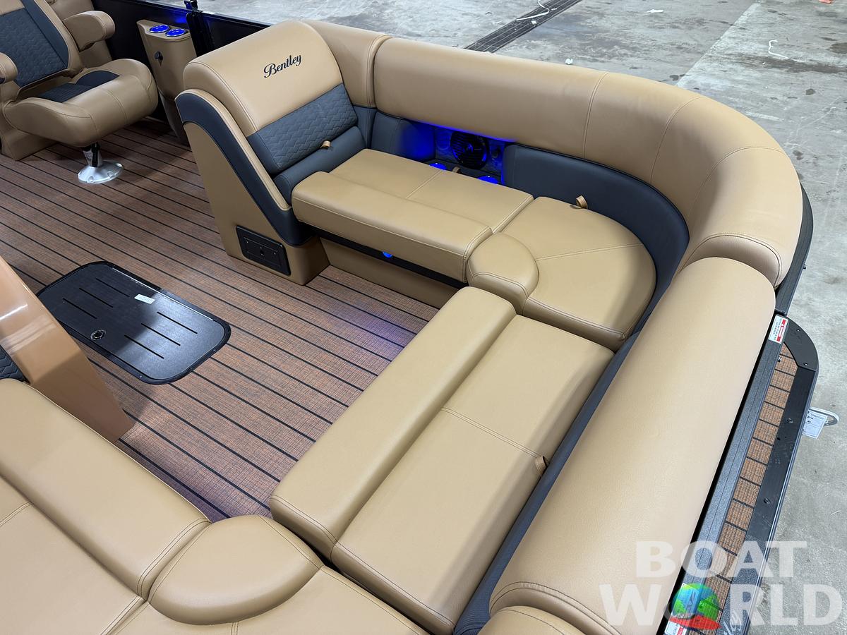 2026 Bentley Pontoons Elite 223 Admiral Quad Lounge Tritoon