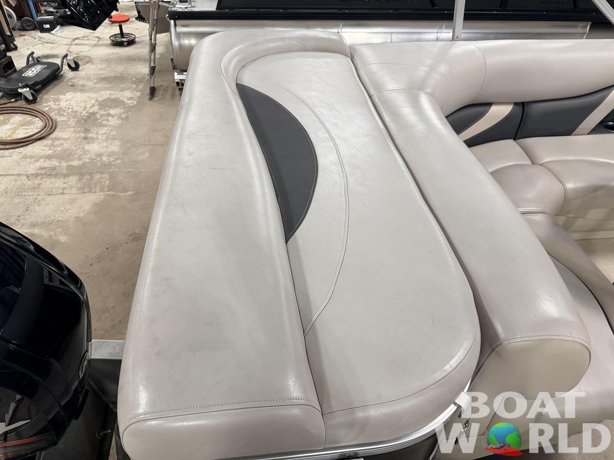 Used 2015 Sylvan Mirage 820 & 90HP Mercury 4Stroke - $21,995