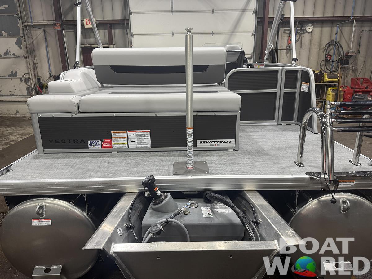 2026 Princecraft Vectra 23 RL SS Swingback Tritoon