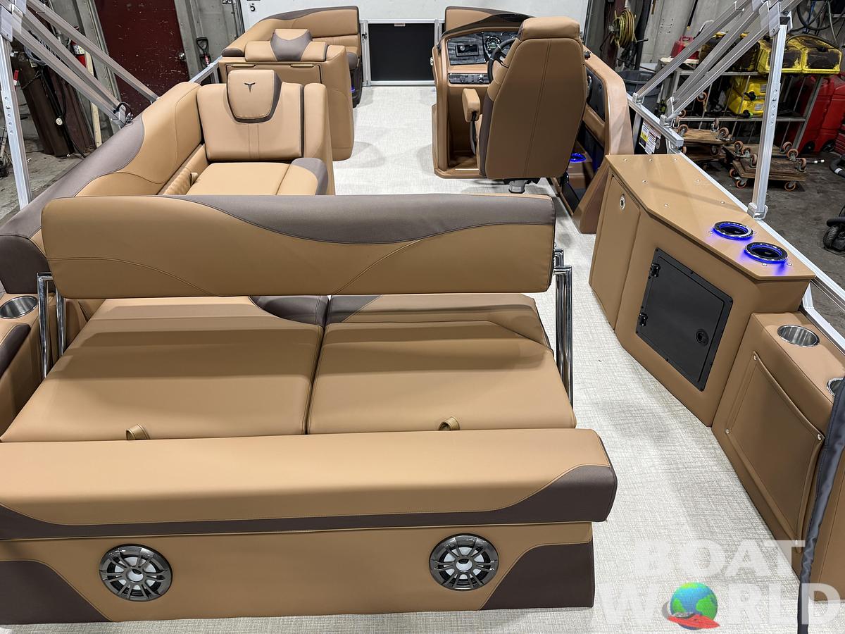 2026 Tahoe Pontoons LTZ 2385 (CRB) Cruise Rear Bench Tritoon 