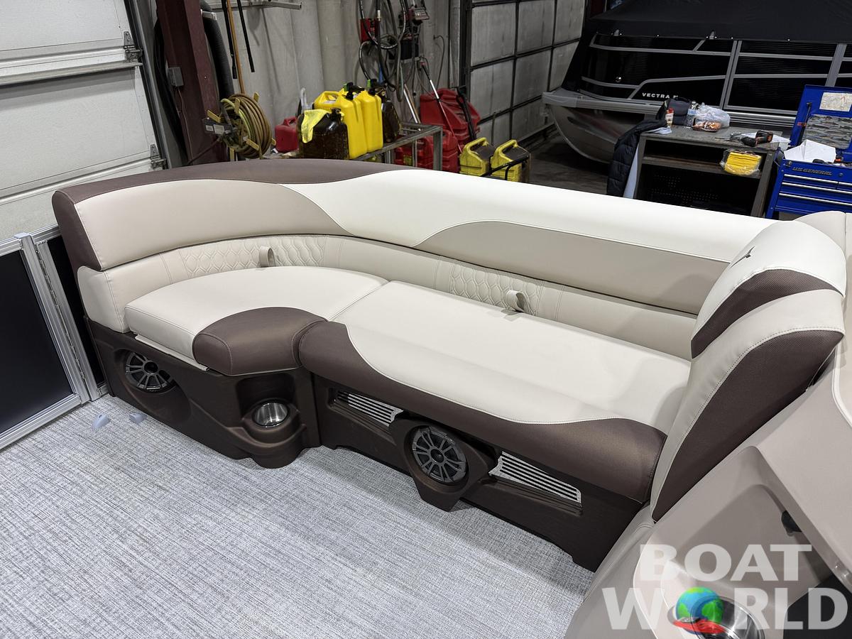 2026 Tahoe Pontoons LTZ 2385 Elite Cruise 