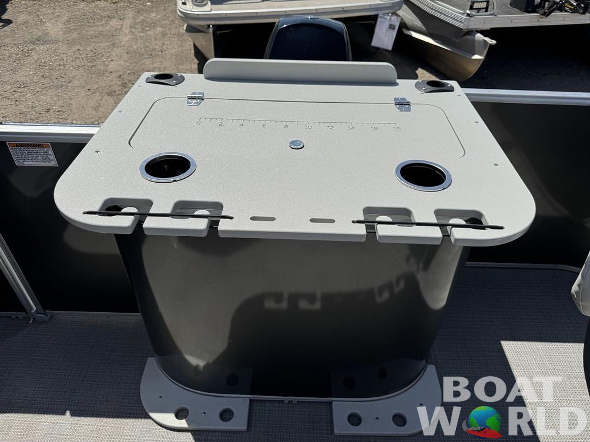 Used 2023 Sylvan 820 Party Fish Pontoon