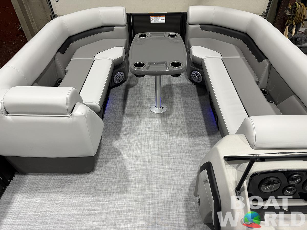 2026 Princecraft Vectra 23 RL SS Swingback Pontoon 