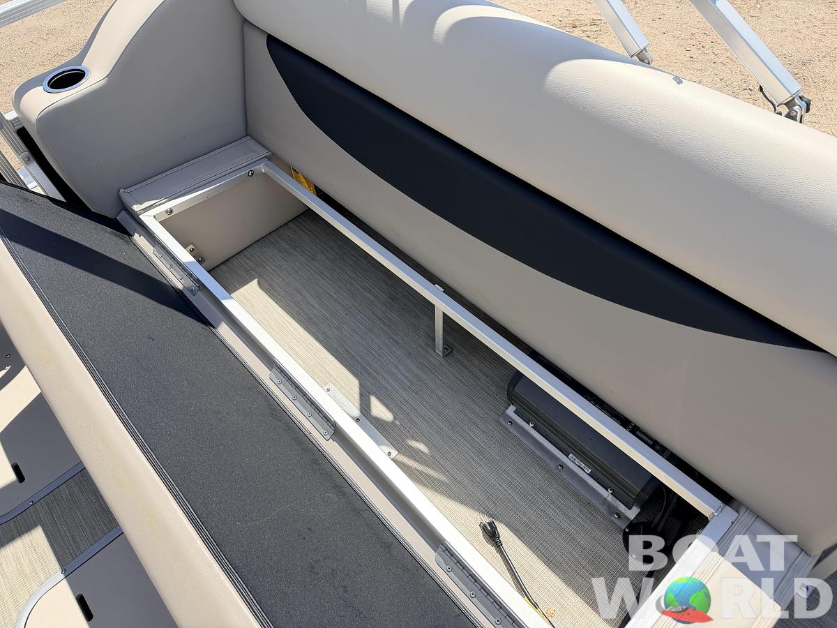 Used 2020 Princecraft Brio E 17 Pontoon & Torqueedo Electric Outboard - $19,995