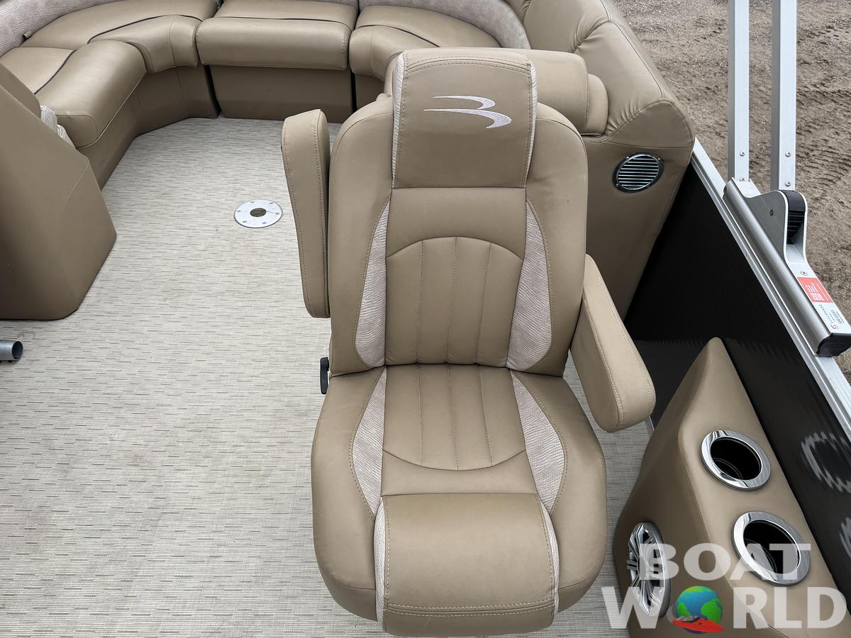 Used 2016 Bennington 2250 GSR Pontoon