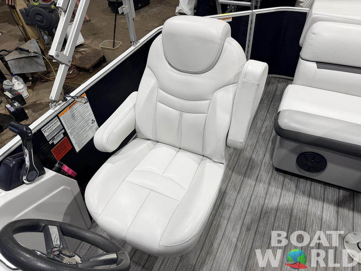 Used 2020 Sweetwater 2086 Cruise Pontoon & 70HP Suzuki 4Stroke -$25,995