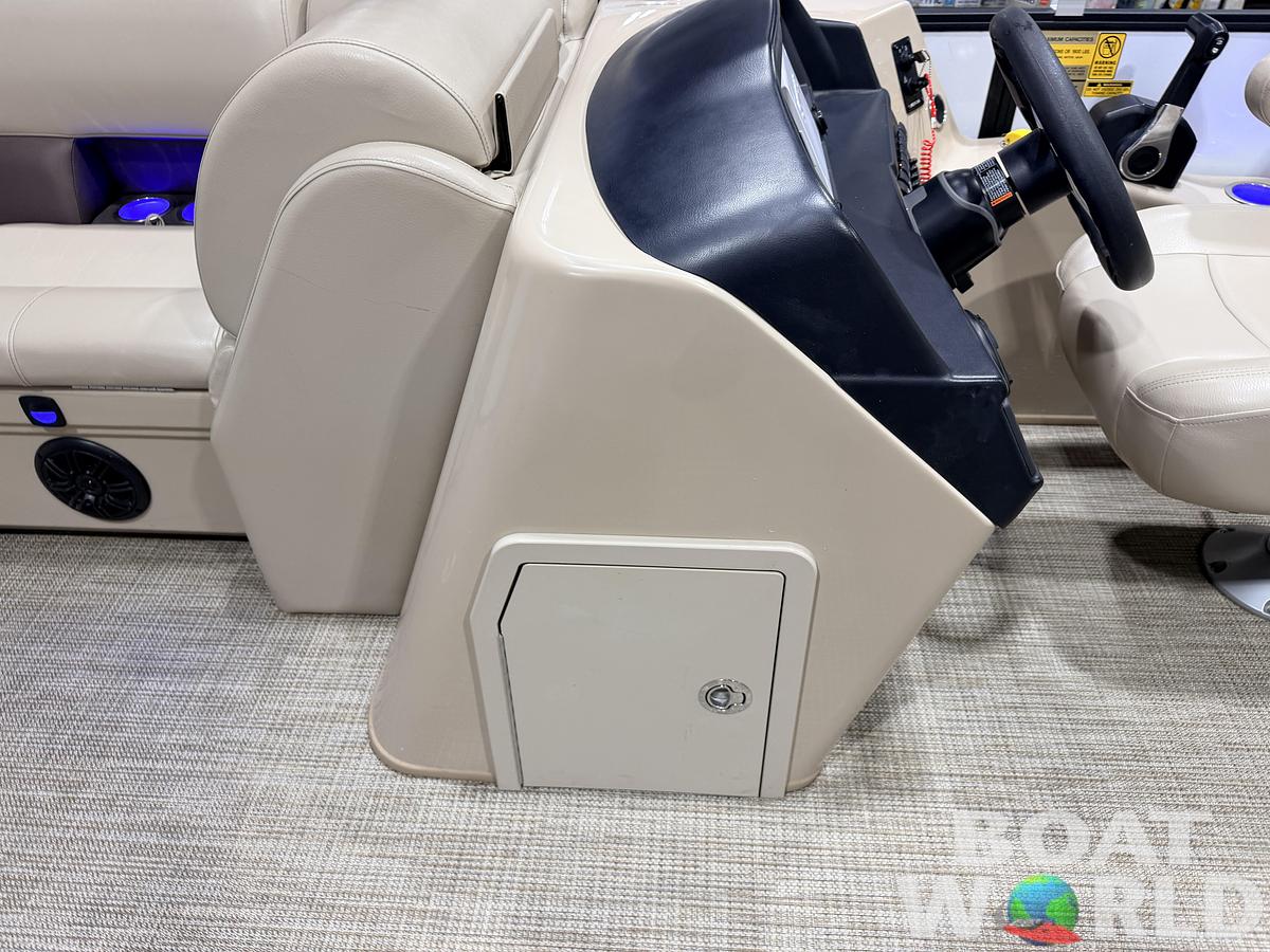 Used 2022 Bentley Pontoons Legacy 200 Navigator Quad Lounge & 100HP Honda 4Stroke -$34,995