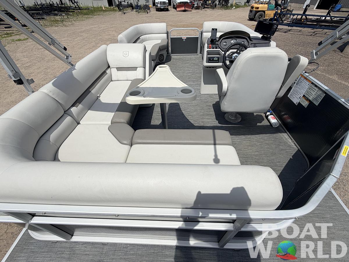 Used 2023 Sweetwater 2086 Cruise & 60HP Suzuki 4Stroke -$25,995