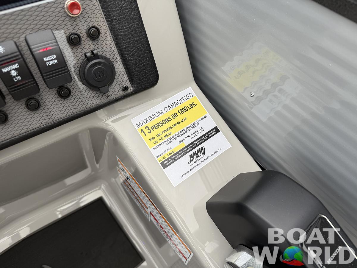 2025 Montego Bay 8522 Fish & Cruise Tritoon & Honda 150HP 4-Stroke EFI