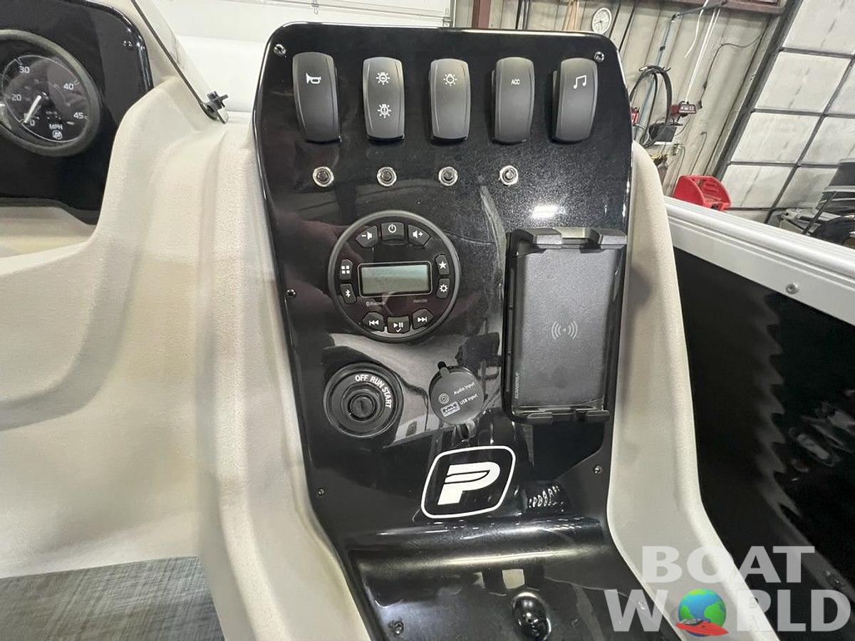 2025 Princecraft 21 Sportfisher 2-S Pontoon & Mercury 4-Stroke EFI