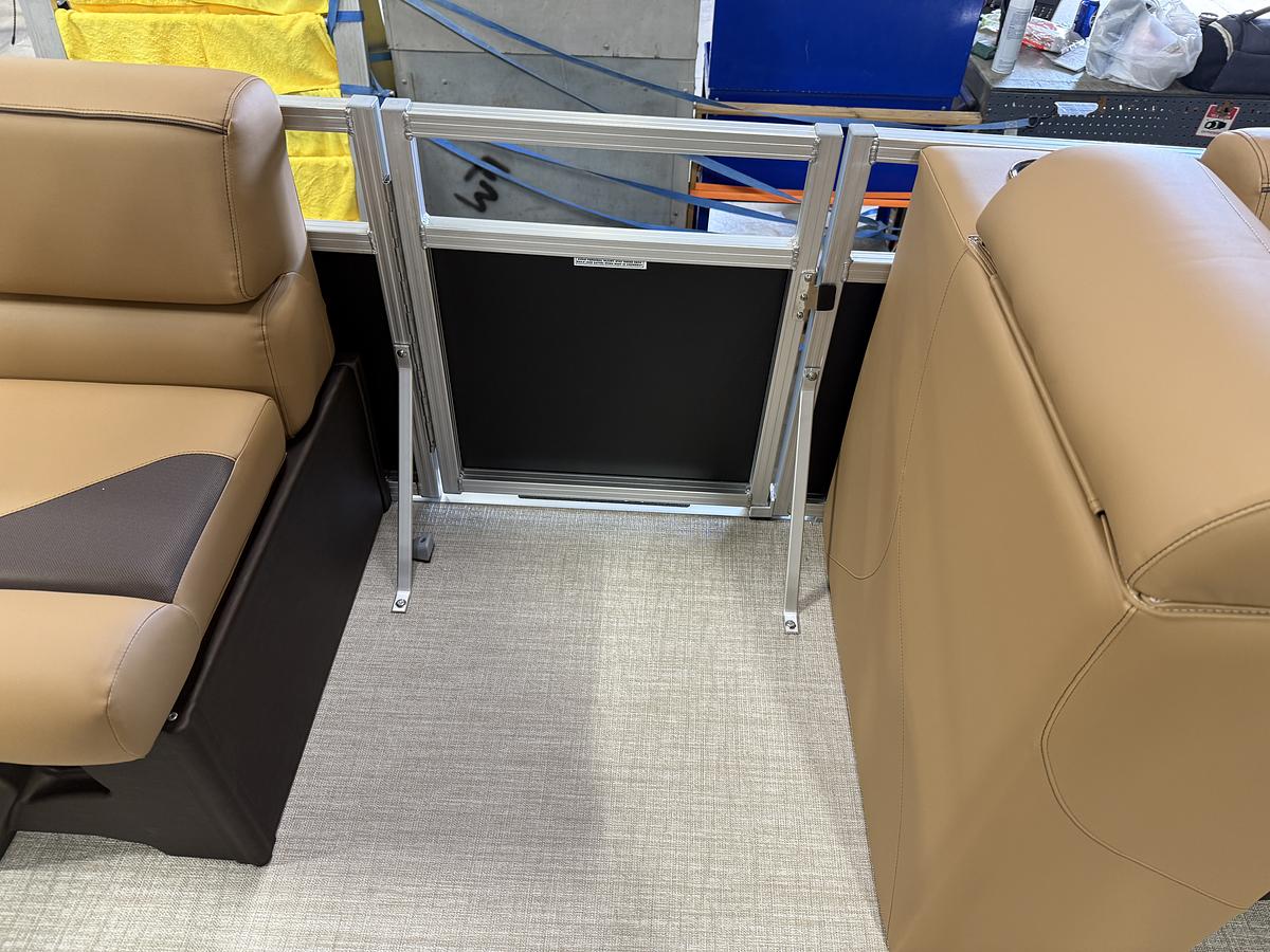 2026 Tahoe Pontoons Sport 2385 Rear Fish & Honda 4-Stroke EFI