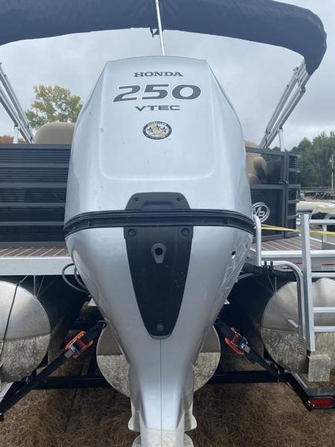 2025 Honda Marine 250HP 4-Stroke EFI *New never installed