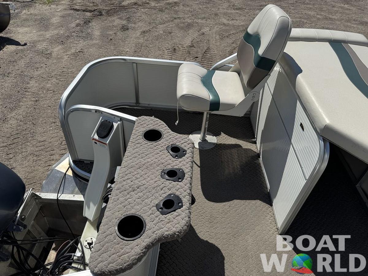 Used 2005 Lowe SunCruiser Trinidad 204