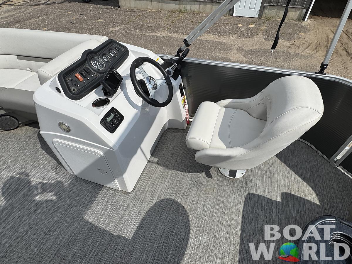 Used 2021 Sweetwater 1880 Pontoon