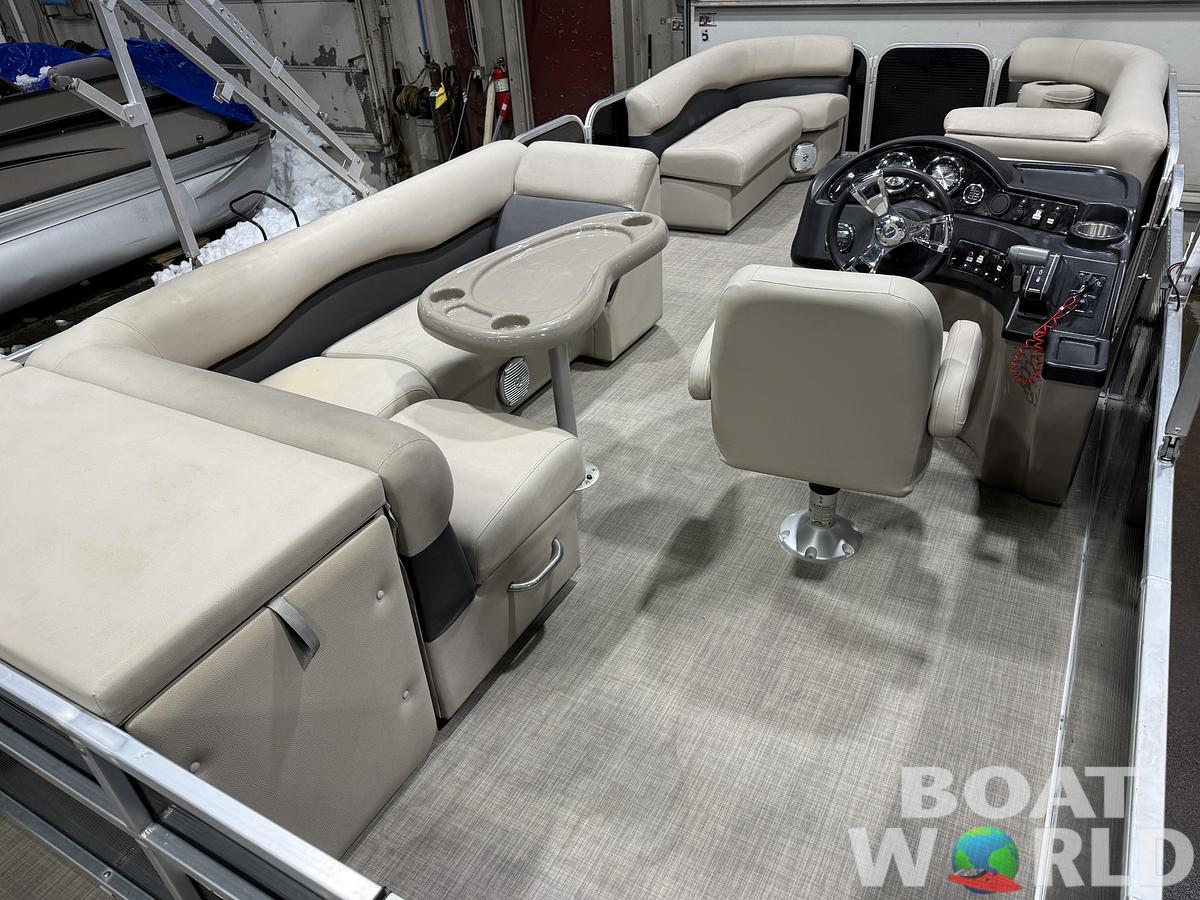 Used 2015 Palm Beach Ultra 240 Cruise & 115HP