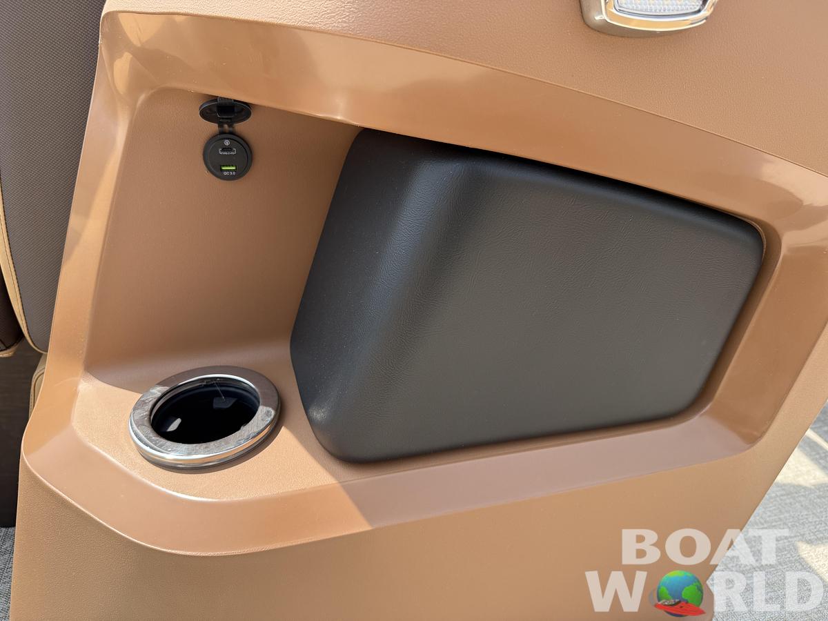 2025 Tahoe Pontoons LTZ 2385 Swingback (VRB) Tritoon & Honda 4-Stroke EFI