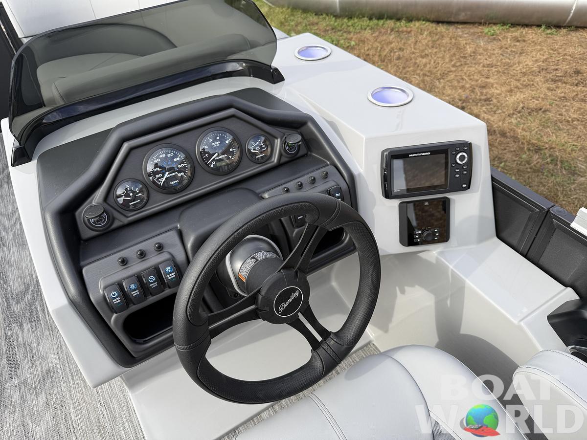 2026 Bentley Pontoons Legacy 200 Swingback Pontoon