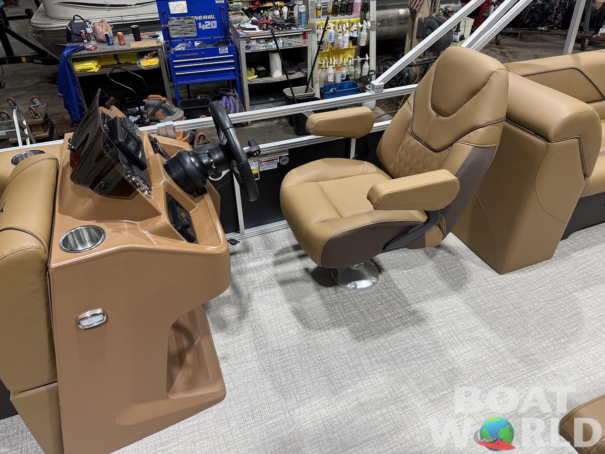 2026 Tahoe Pontoons Sport 2380 Quad Lounge