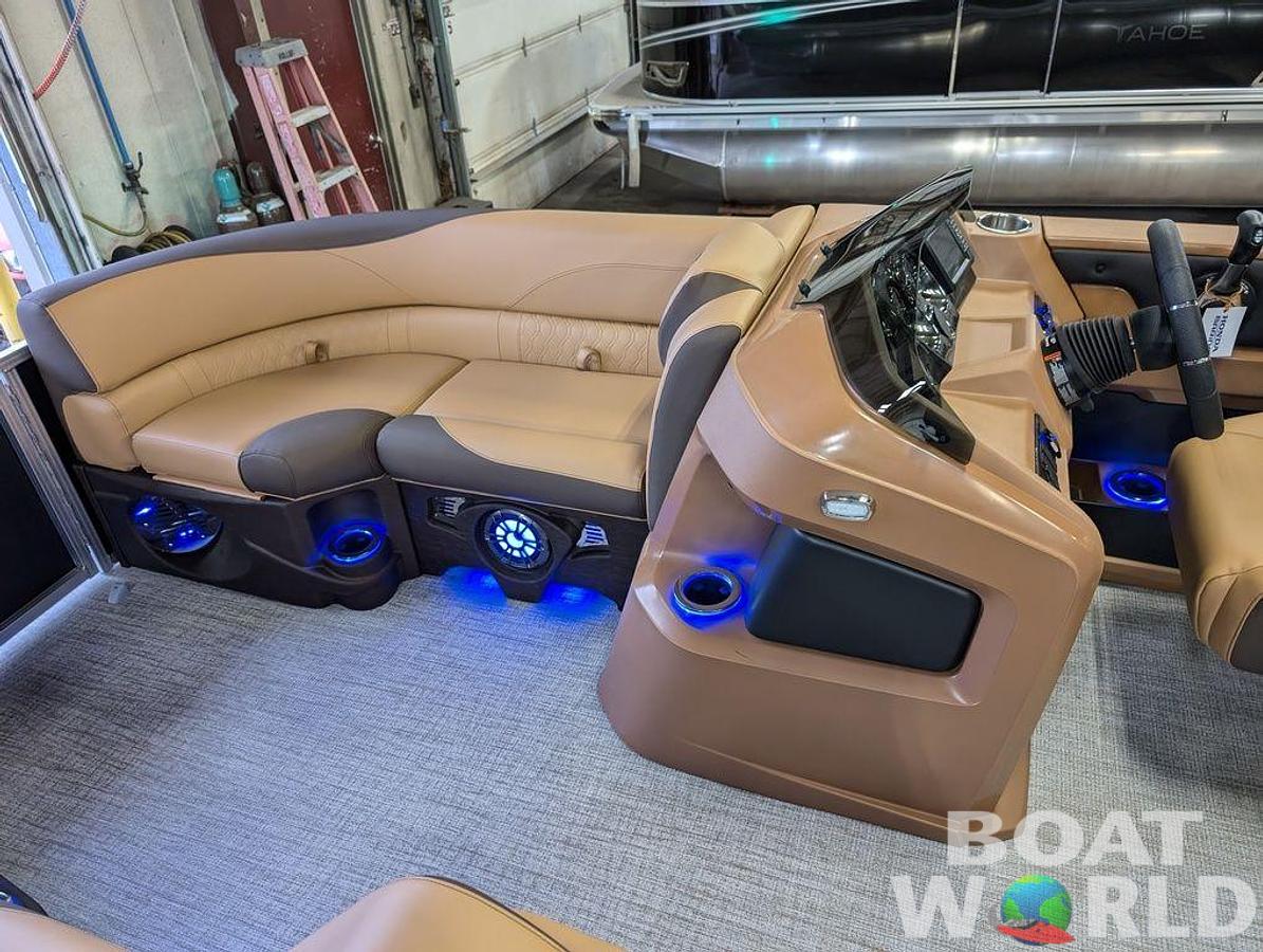 2026 Tahoe LTZ 300HP QLS 2385 Tritoon $69,995