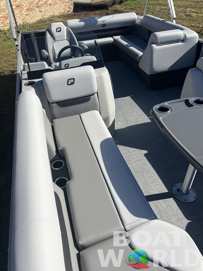 2026 Princecraft Vectra 23 RL Swingback Lounge Pontoon