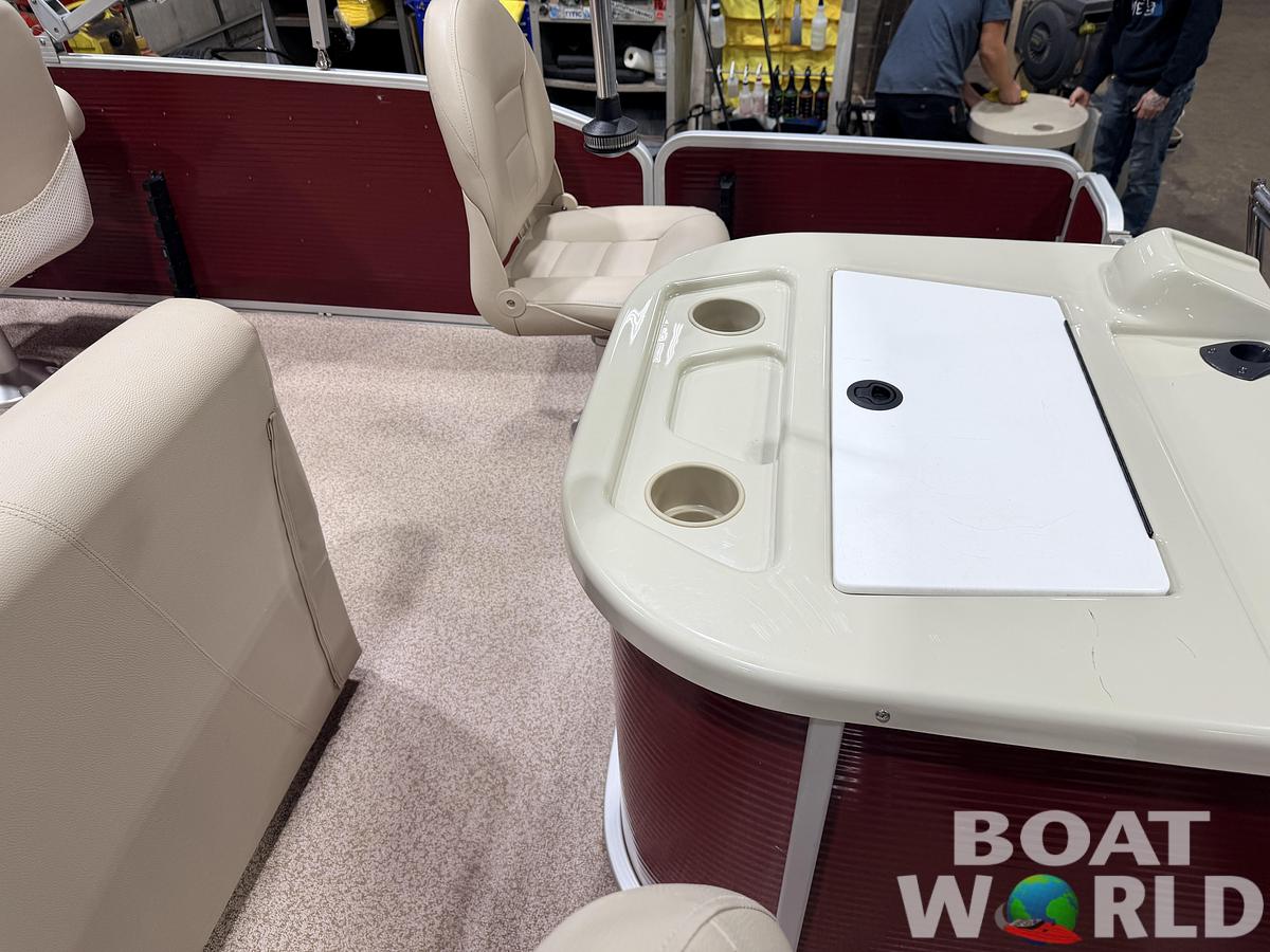 Used 2016 Weeres 200 Allure Fish Pontoon