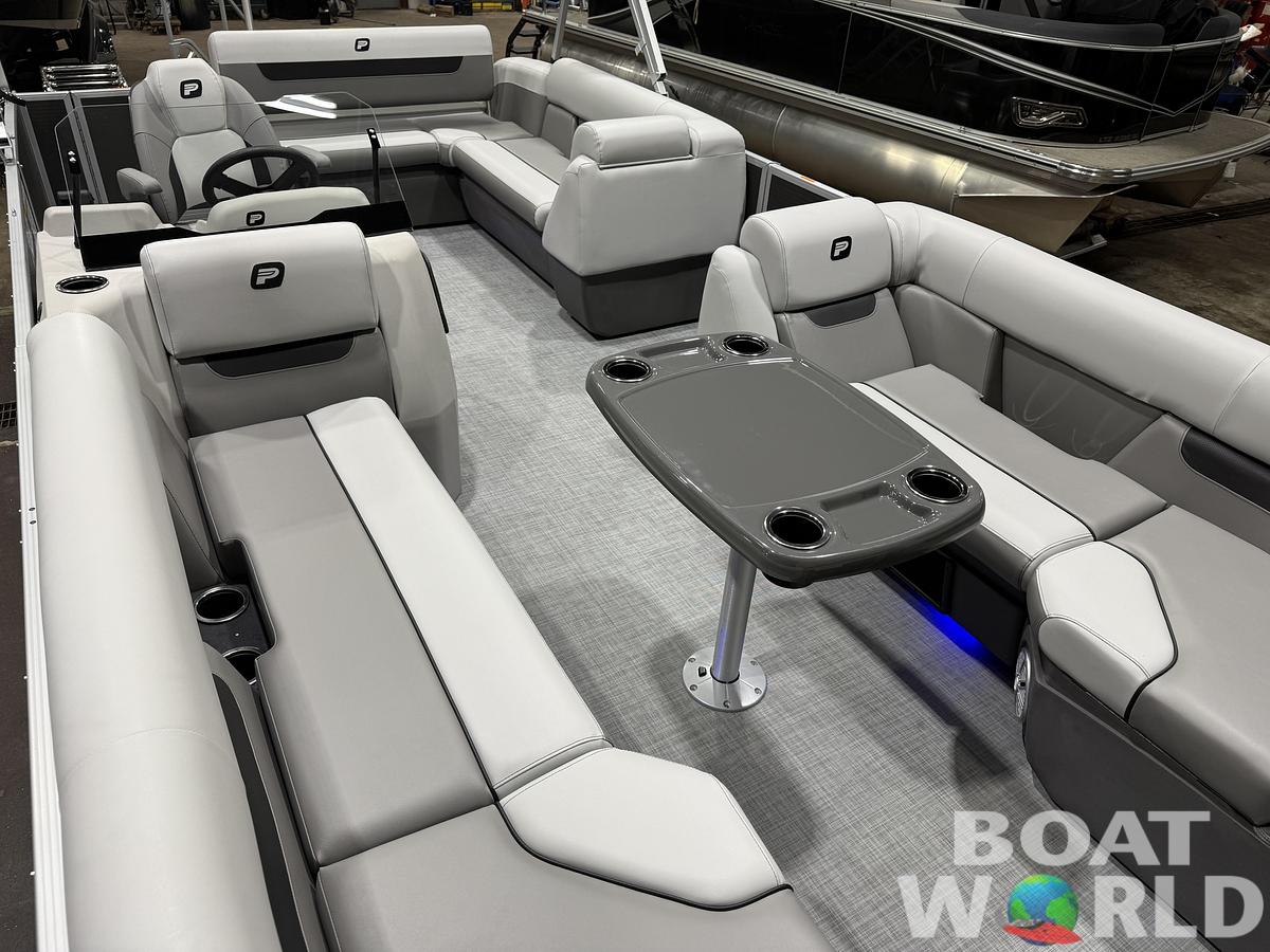 2026 Princecraft Vectra 23 RL Lounge Swingback Tritoon 