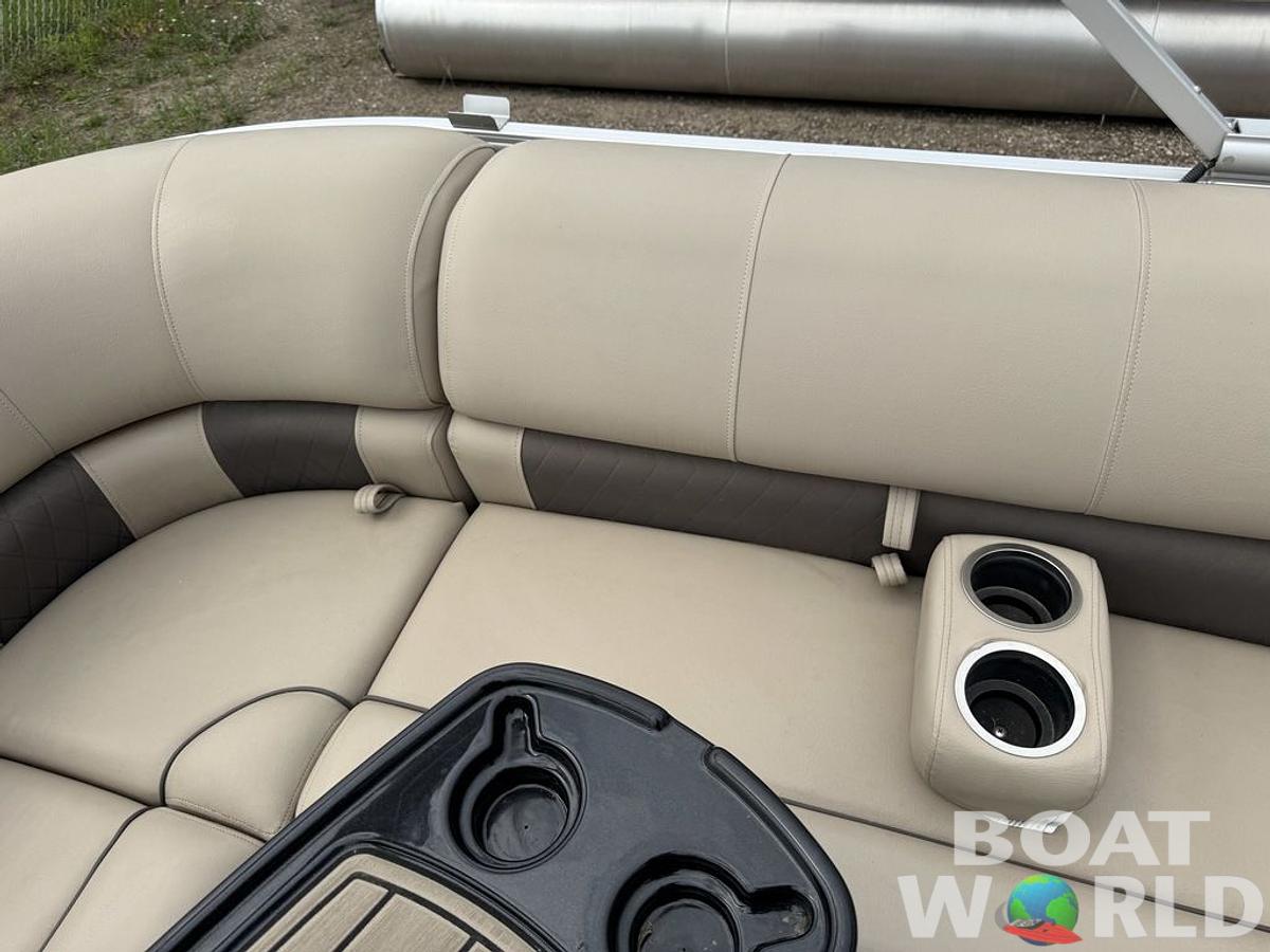 Used 2023 Sun Tracker Party Barge® 20 DLX