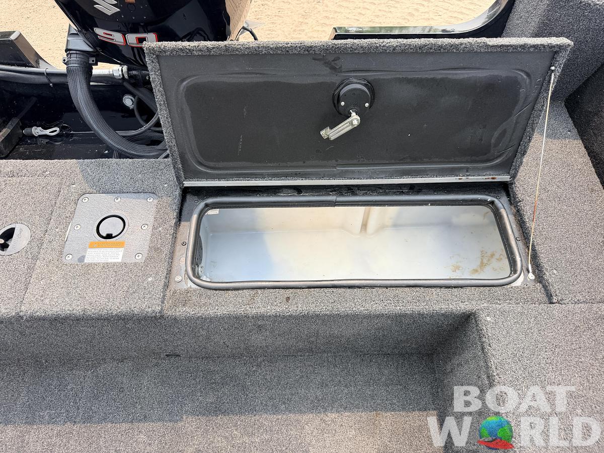 Used 2017 Alumacraft Competitor 165 Sport & 90HP Suzuki 4Stroke -$24,995