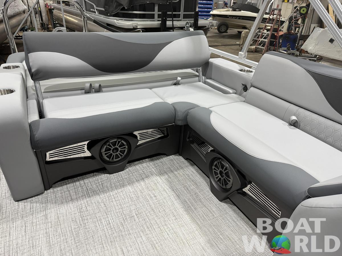 2026 Tahoe LTZ 2385 Swingback (VRB) Pontoon $38995