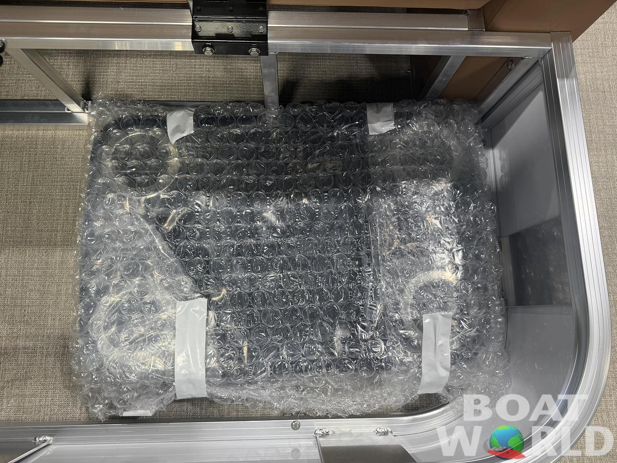 2026 Tahoe Sport VRB 2385 Swingback & 4-Stroke $34995