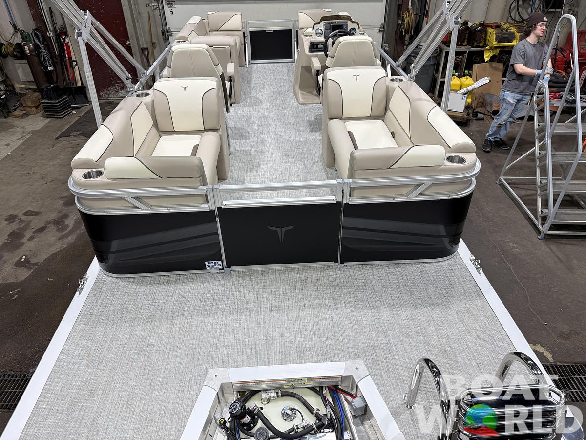 2026 Tahoe Pontoons Sport 2180 Quad Lounge