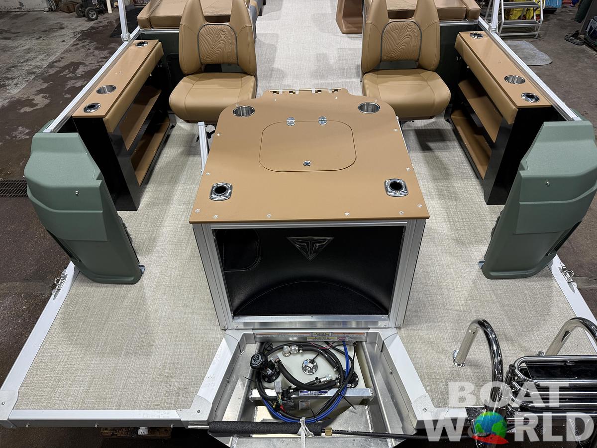 2026 Tahoe Pontoons GEOfish 2385 Rear Fish