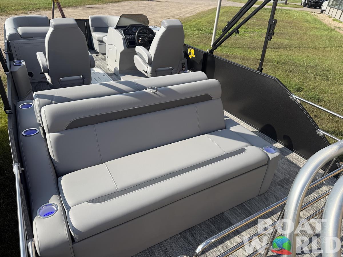 2026 Bentley Pontoons Legacy 223 Swingback Tritoon & Honda 4-Stroke EFI