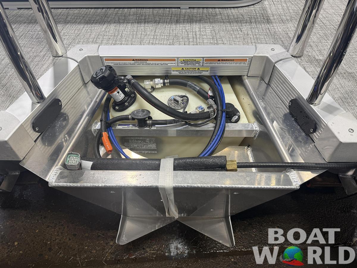 2026 Tahoe Pontoons LTZ 2385 Swingback (VRB) 