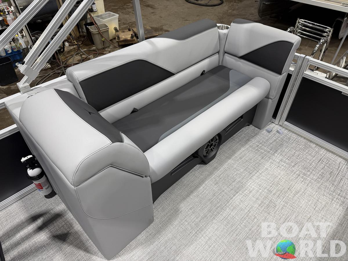 2026 Tahoe Pontoons Sport 2180 Quad Lounge